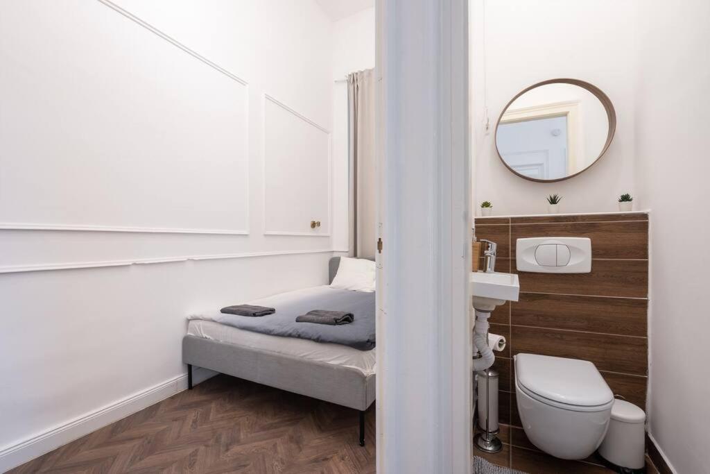 Stylish Apartment In The City Center Budapeşte Dış mekan fotoğraf